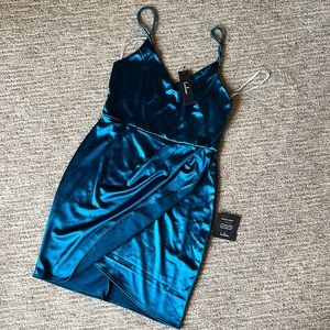 NWT Lulu’s Forever Your Girl Teal Blue Satin Bodycon Dress Size M